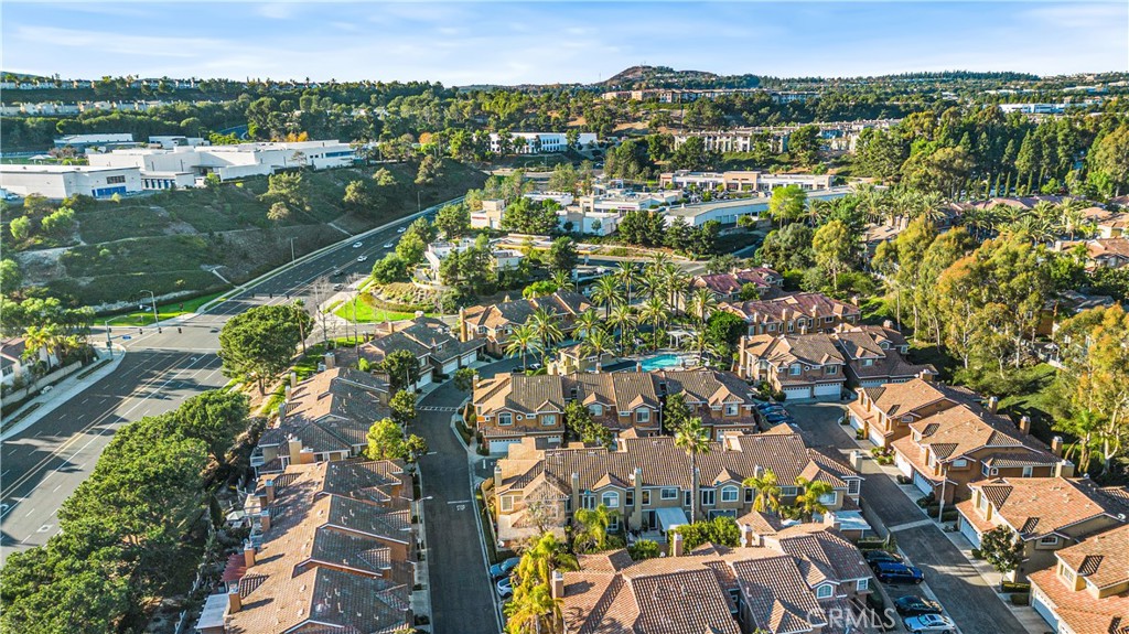 33 Gauguin Circle Aliso Viejo, CA 92656 - Photo 49 of 49 a view of a city