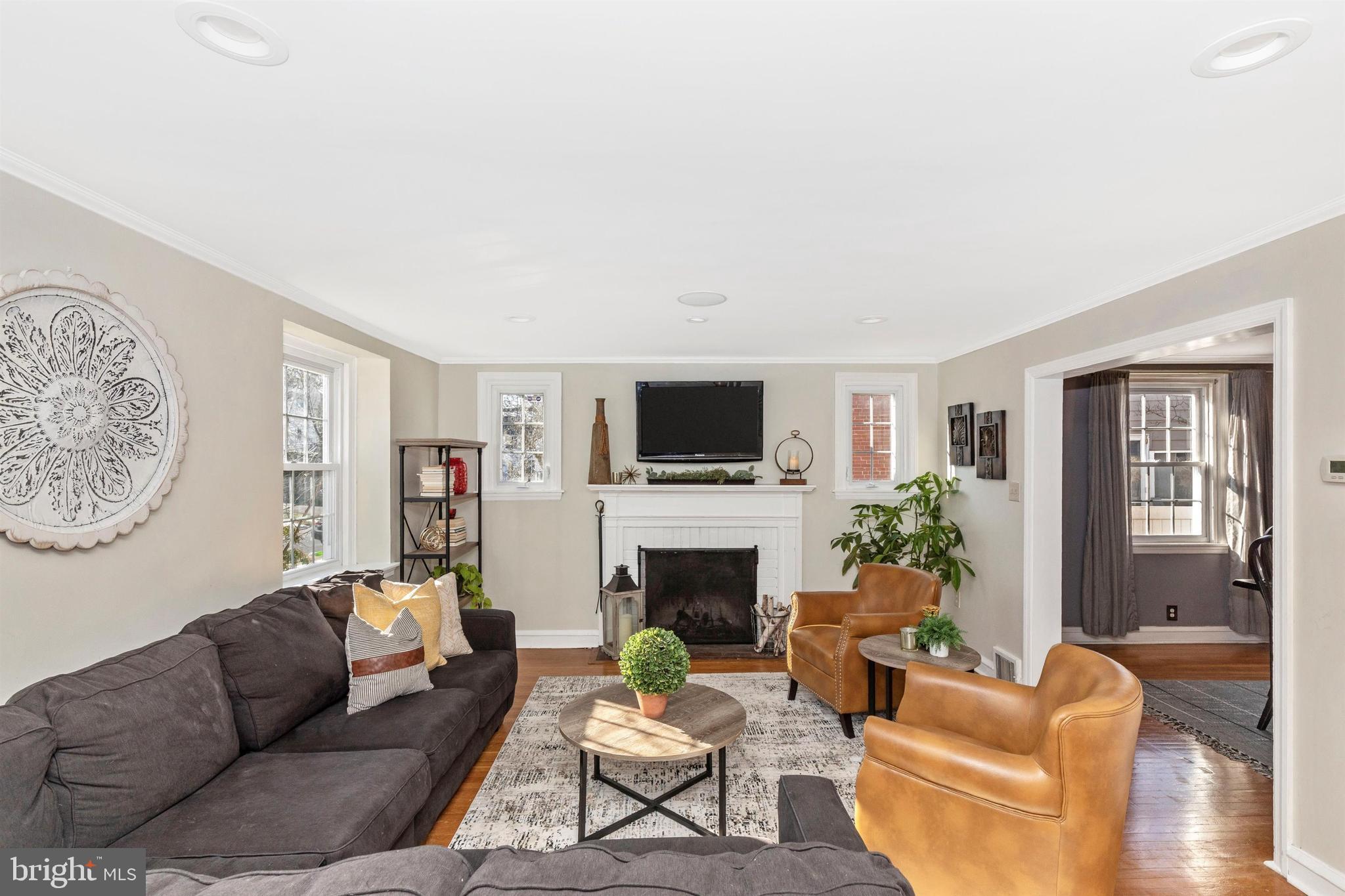 802 Longfield Road Glenside, PA 19038 - Photo 6 of 73