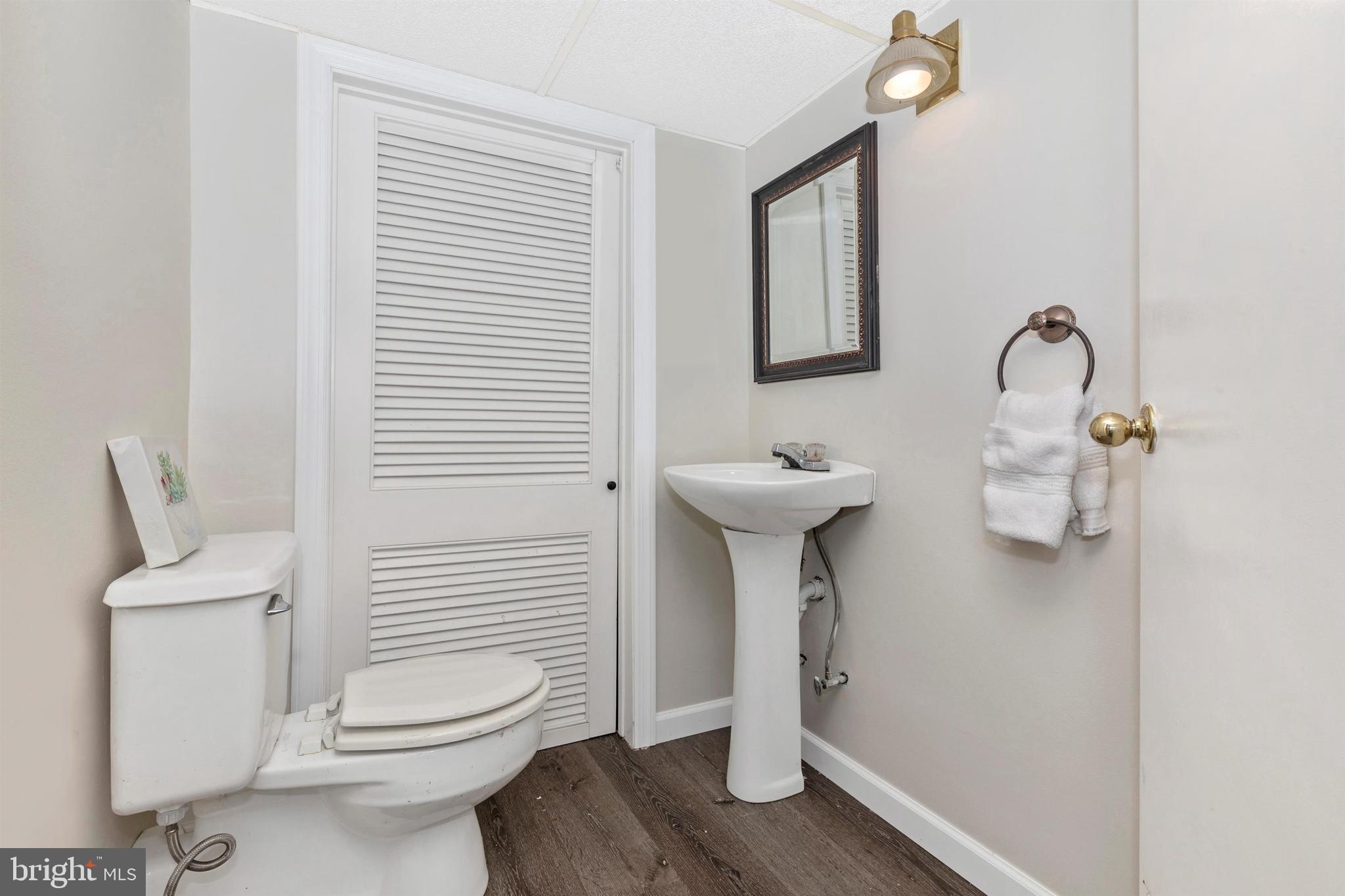 802 Longfield Road Glenside, PA 19038 - Photo 53 of 73 Powder Room in Basement