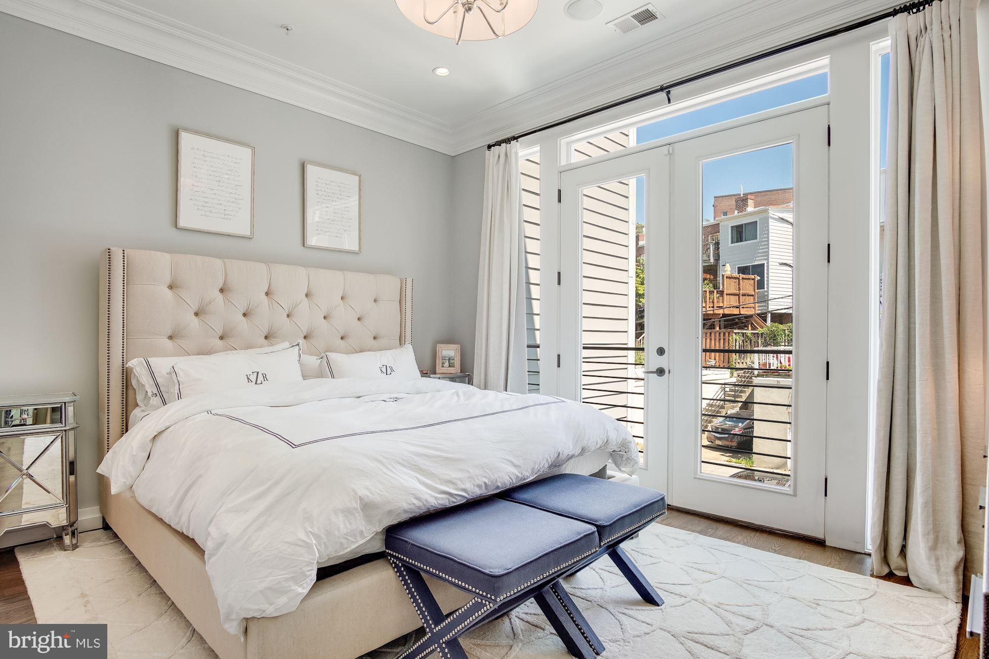 2303 Ontario Road Northwest Washington, DC 20009 - Photo 13 of 36