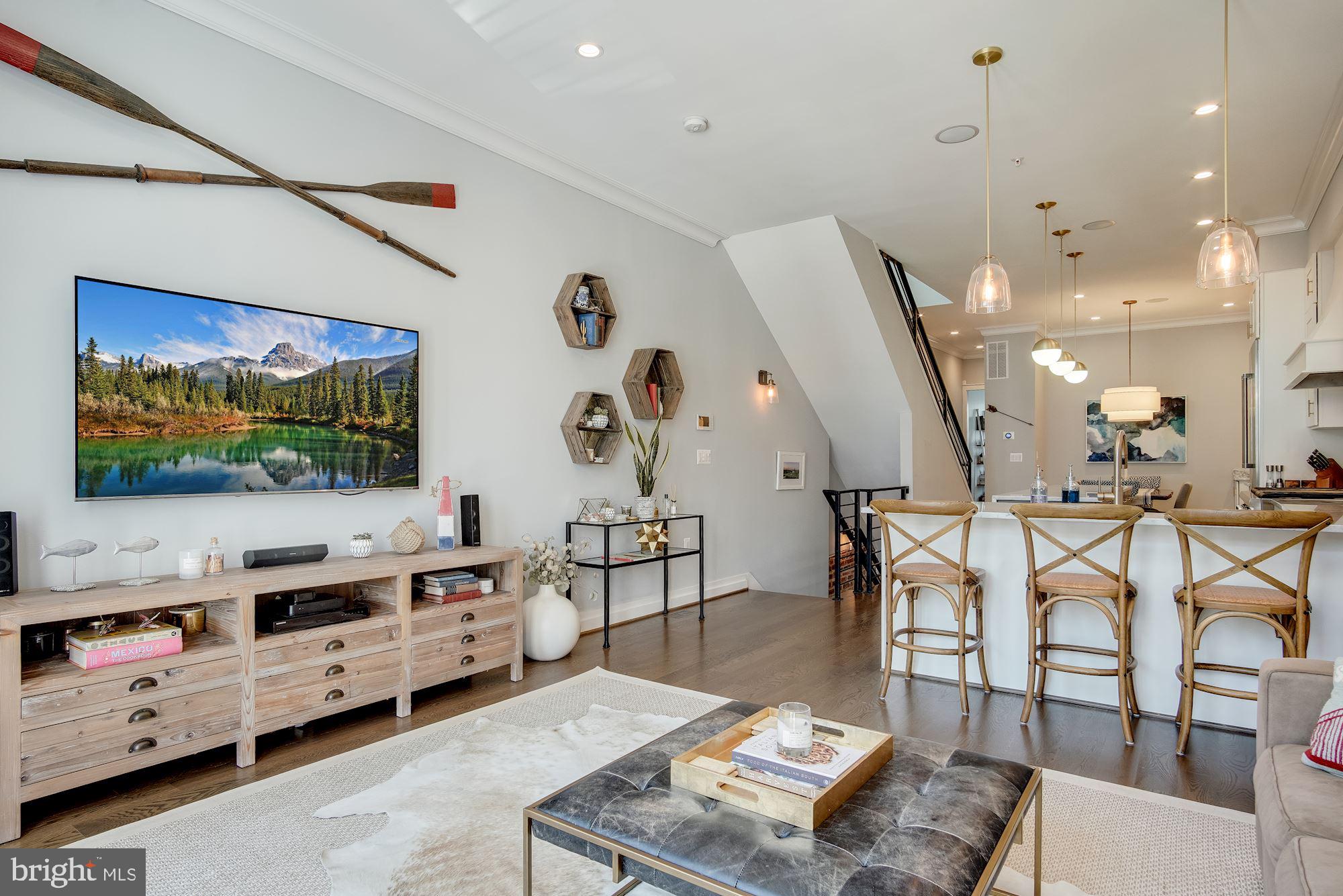 2303 Ontario Road Northwest Washington, DC 20009 - Photo 3 of 36