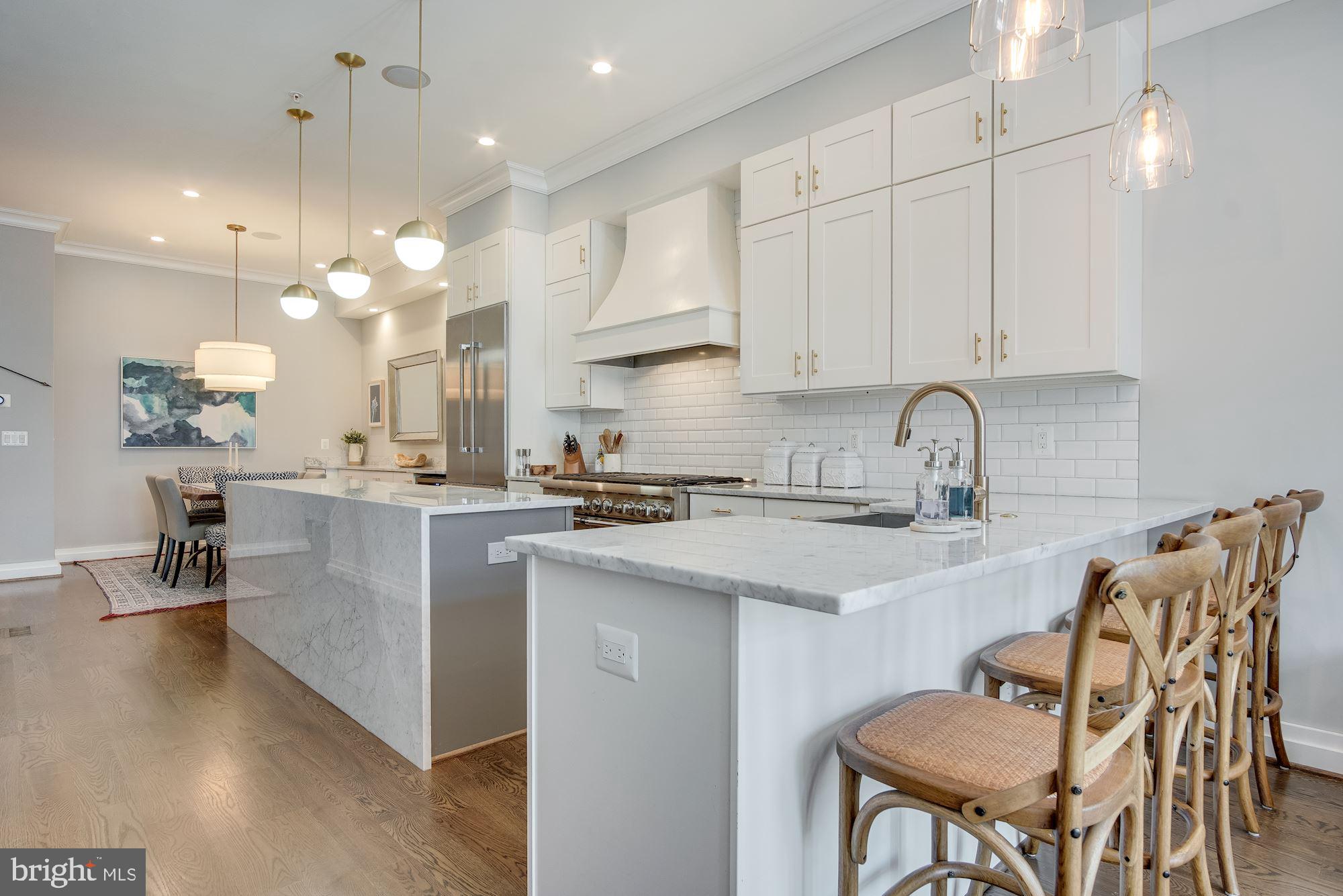 2303 Ontario Road Northwest Washington, DC 20009 - Photo 5 of 36