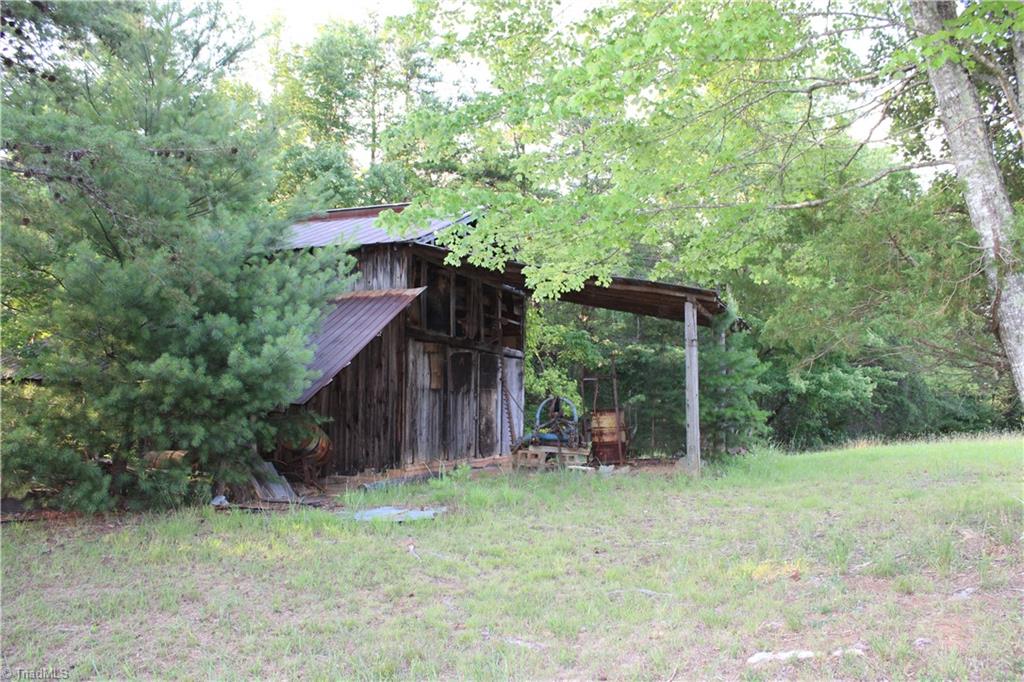 2541 Collinstown Road Westfield, NC 27053 - Photo 28 of 50