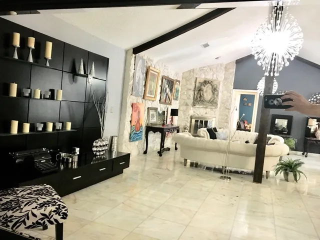 $2,200 | 5908 Kiam Street, Houston, TX 77007