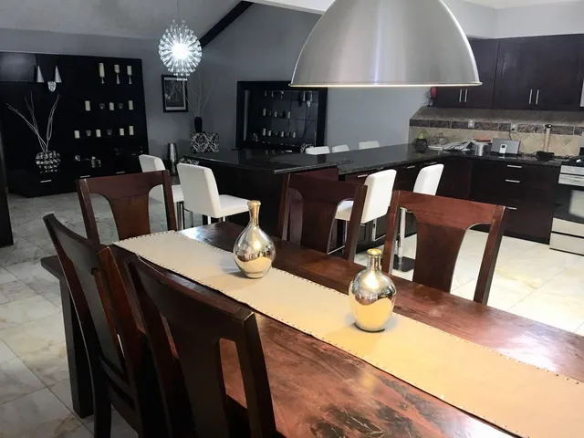 $2,200 | 5908 Kiam Street, Houston, TX 77007