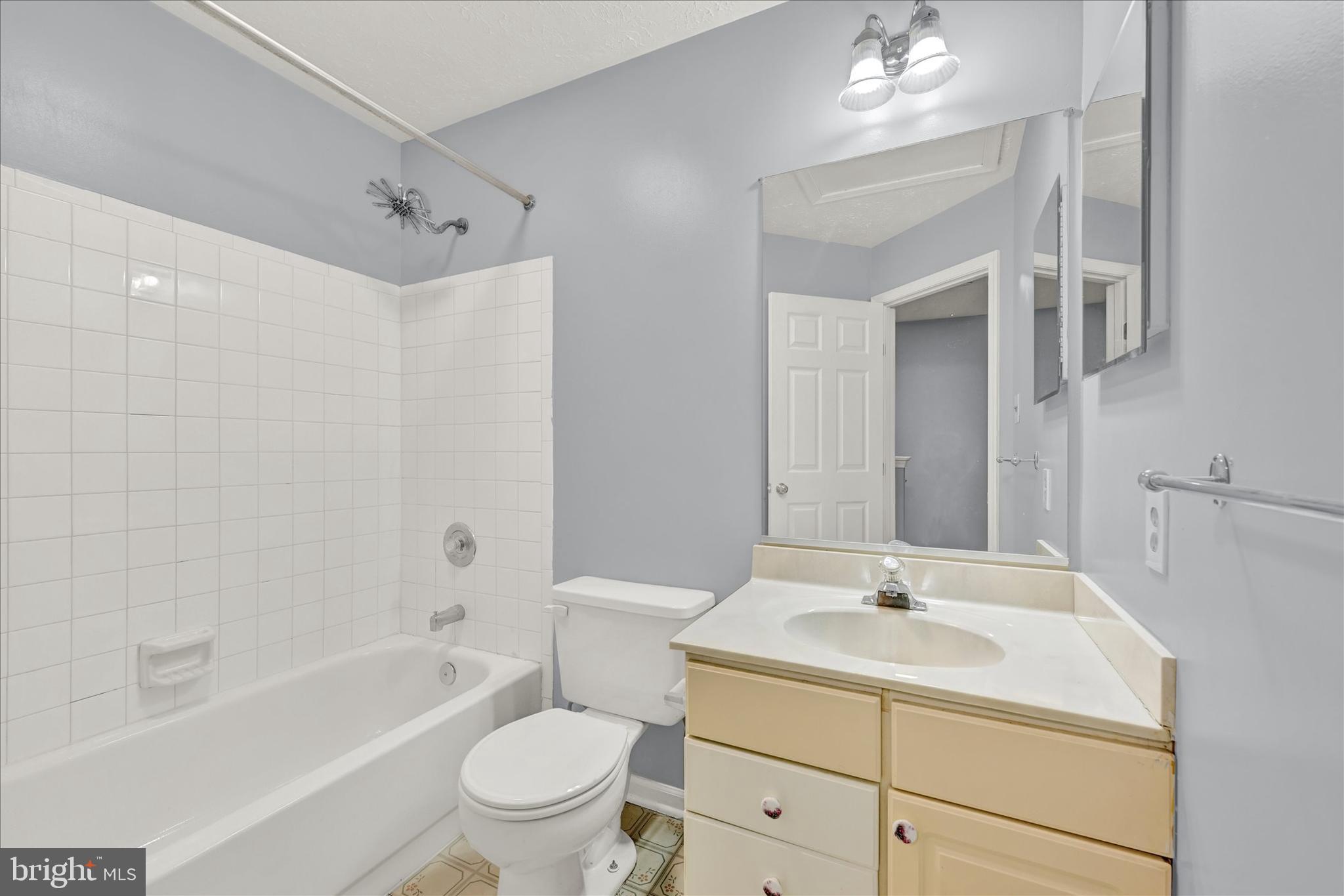 5417 Castlestone Drive Rosedale, MD 21237 - Photo 17 of 23 Gallery Image 17