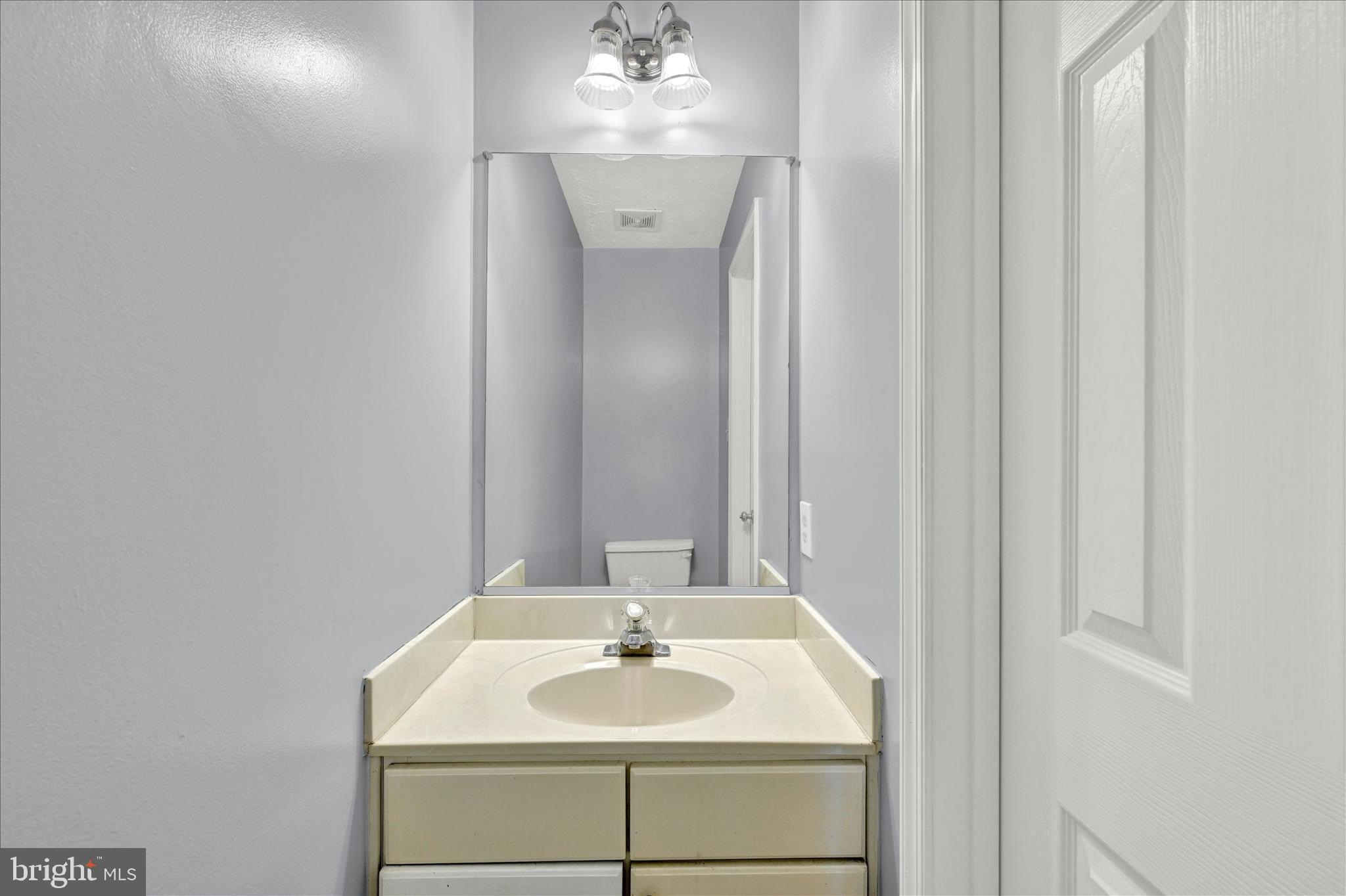 5417 Castlestone Drive Rosedale, MD 21237 - Photo 8 of 23 Gallery Image 8
