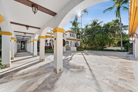 $11,985,000 | 2929 Marys Way, West Palm Beach, FL 33410