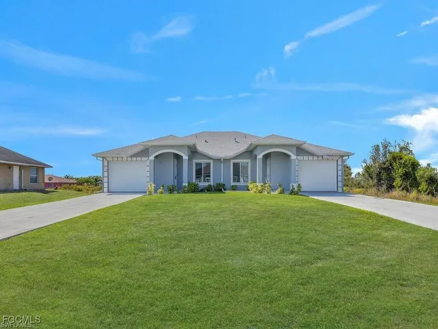 $545,900 | 716-718 Harry Avenue South, Lehigh Acres, FL 33973