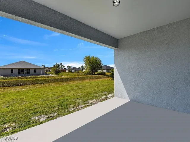 $545,900 | 716-718 Harry Avenue South, Lehigh Acres, FL 33973
