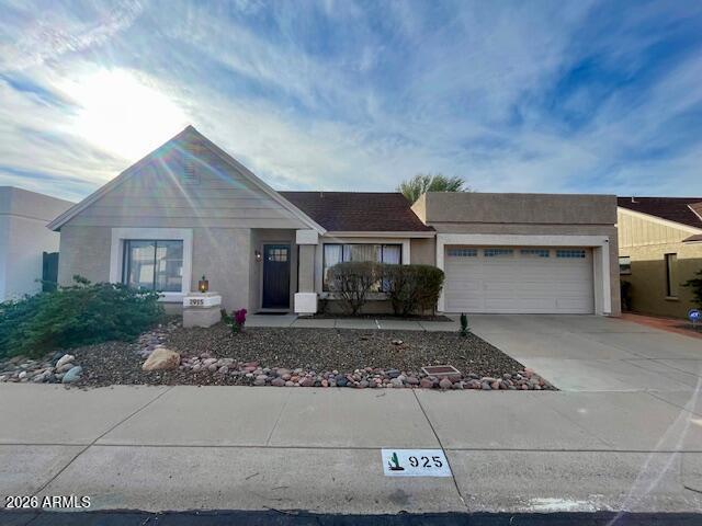 925 East Wagoner Road Phoenix, AZ 85022 - Photo 2 of 21 IMG_7608