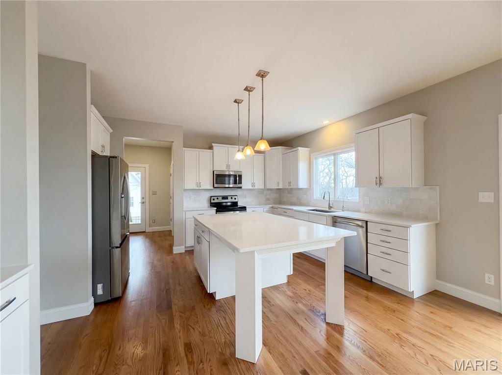 1635 Rockfern Drive High Ridge, MO 63049 - Photo 2 of 21