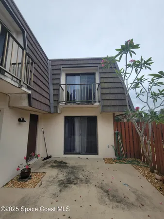 $2,100 | 2313 Vista Oaks Circle Northeast, Palm Bay, FL 32905