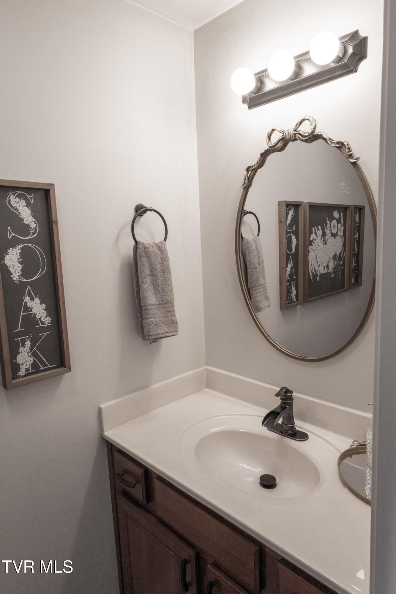 1824 King College Road, Unit B4 Bristol, TN 37620 - Photo 11 of 29 6