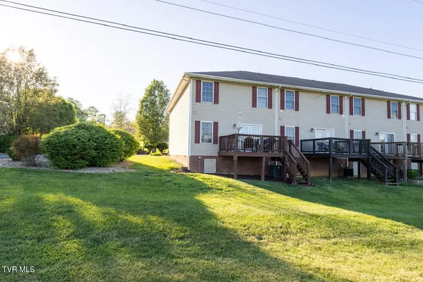 $249,900 | 1824 King College Road, Unit B4, Bristol, TN 37620