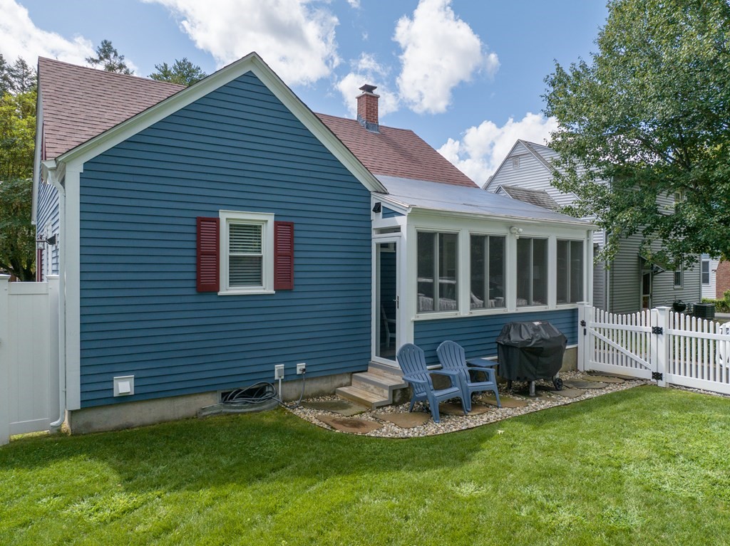 39 Ridgewood Terrace Northampton, MA 01060 - Photo 7 of 28 Gallery Image 7