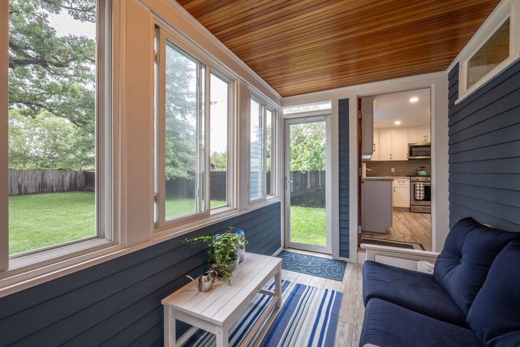 39 Ridgewood Terrace Northampton, MA 01060 - Photo 10 of 28 Gallery Image 10