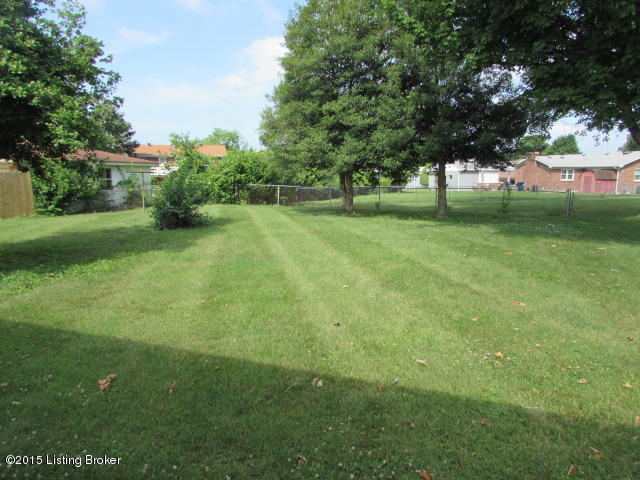 3508 Janell Road Louisville, KY 40216 - Photo 16 of 18 Back Yard