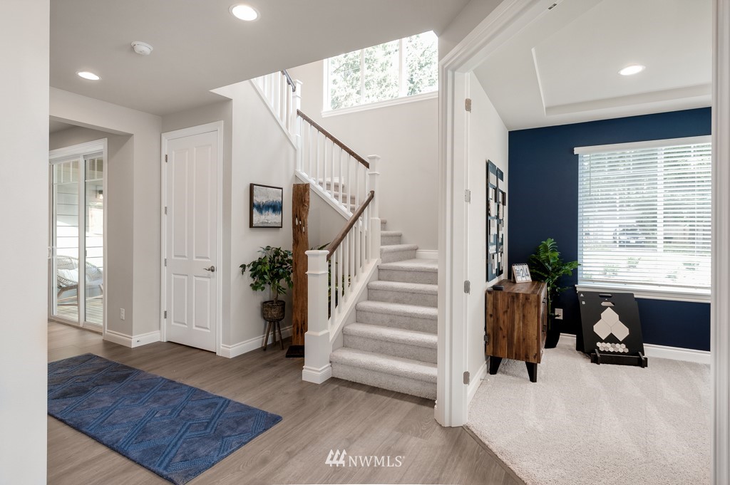 6325 Southeast 5th Place, Unit 13 Renton, WA 98059 - Photo 5 of 25