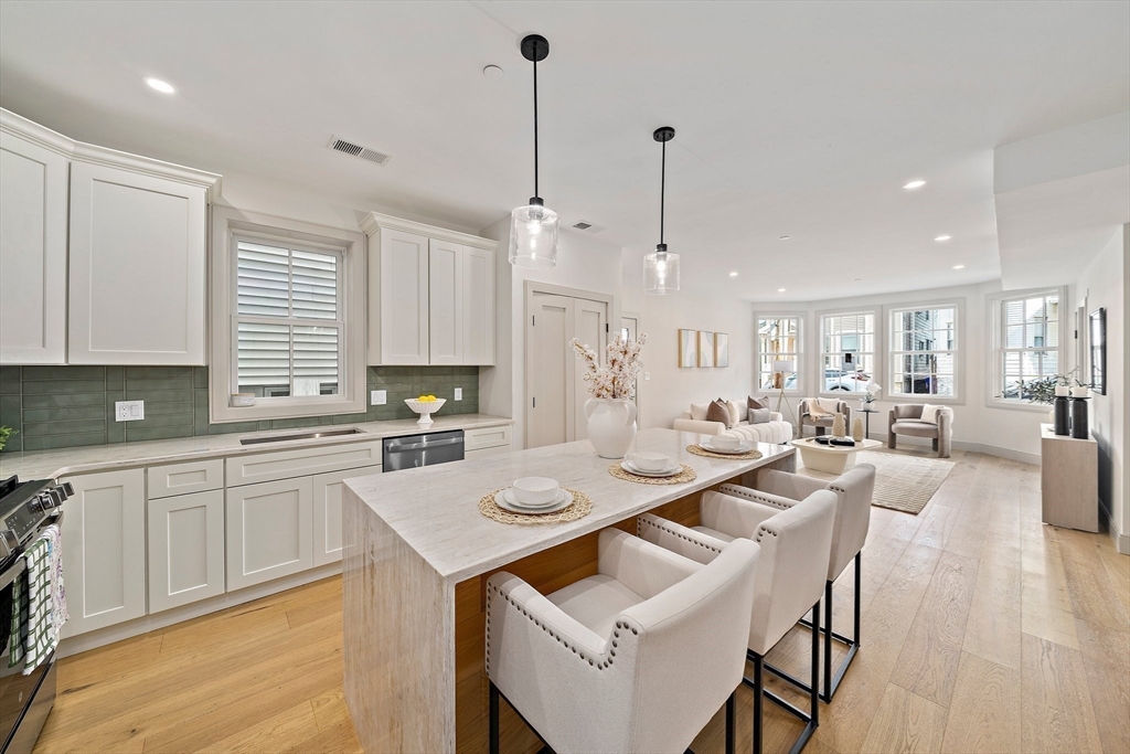 59 Falcon Street, Unit 4 Boston, MA 02128 - Photo 3 of 25