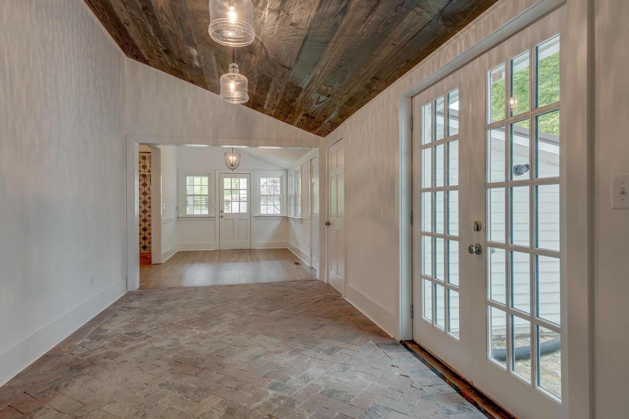 1065 Dozier Boat Dock Road Charlotte, TN 37036 - Photo 11 of 27