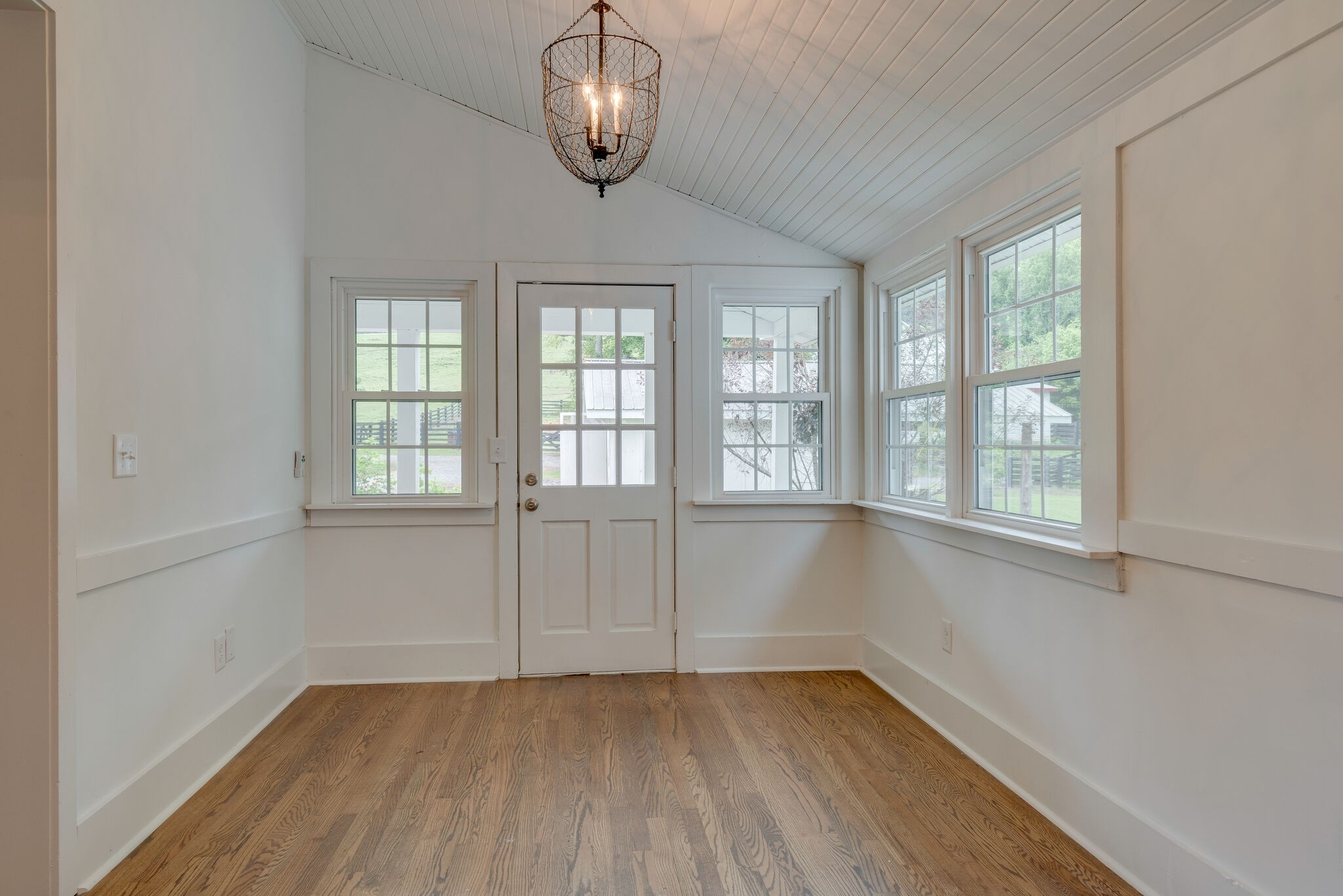 1065 Dozier Boat Dock Road Charlotte, TN 37036 - Photo 12 of 27