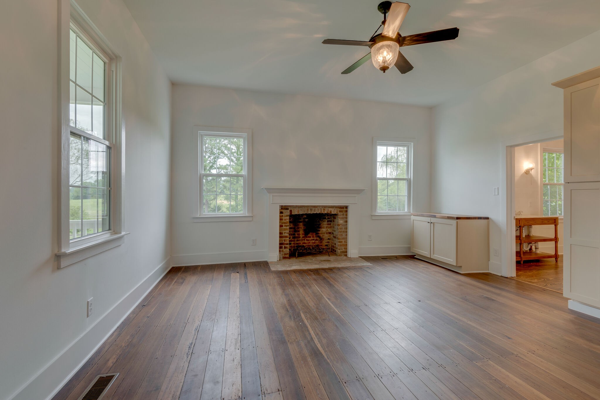 1065 Dozier Boat Dock Road Charlotte, TN 37036 - Photo 8 of 27