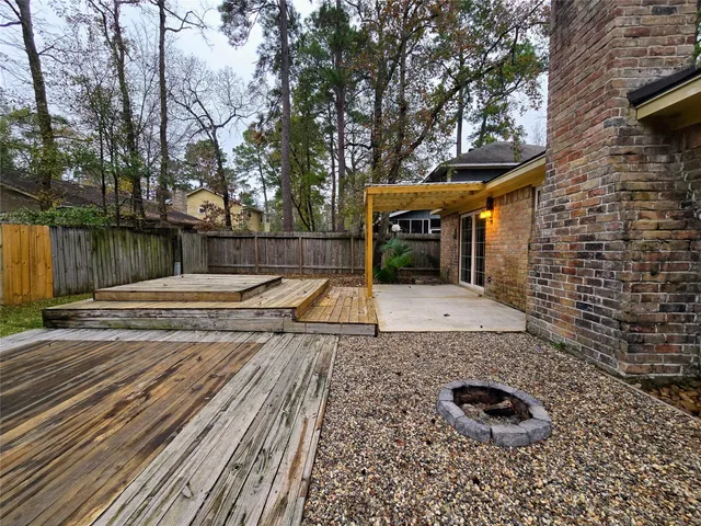 $1,795 | 29 Coralberry Road, The Woodlands, TX 77381