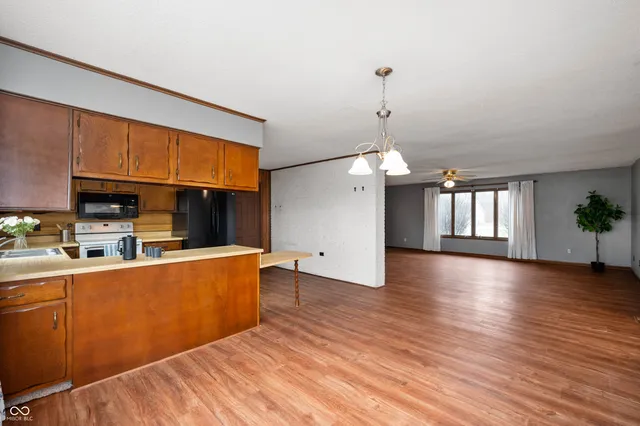 $269,500 | 4731 West 1200 North, Knightstown, IN 46148