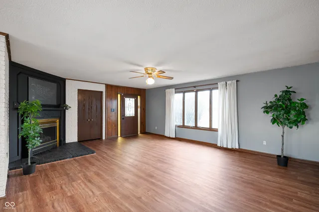 $269,500 | 4731 West 1200 North, Knightstown, IN 46148