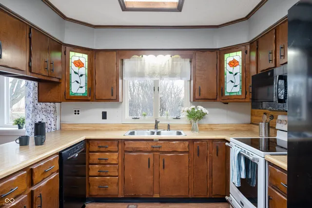 $269,500 | 4731 West 1200 North, Knightstown, IN 46148