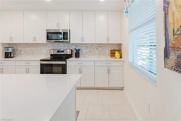 $2,695 | 6040 Ellerston Way Avenue, Unit 1411, Immokalee, FL 34142