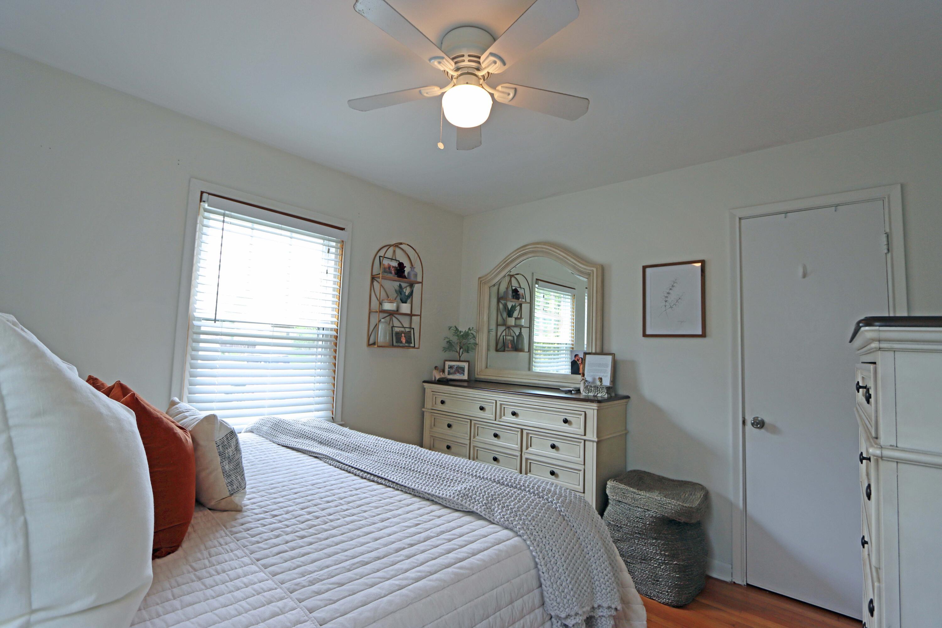 2353 Shrewsbury Road Columbus, OH 43221 - Photo 23 of 44 Owner's Bedroom