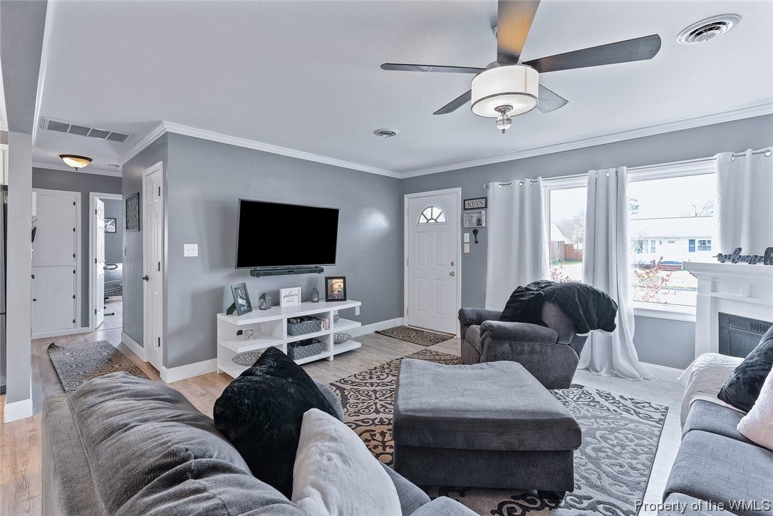 306 Dover Road Hampton, VA 23666 - Photo 6 of 27 Gallery Image 6