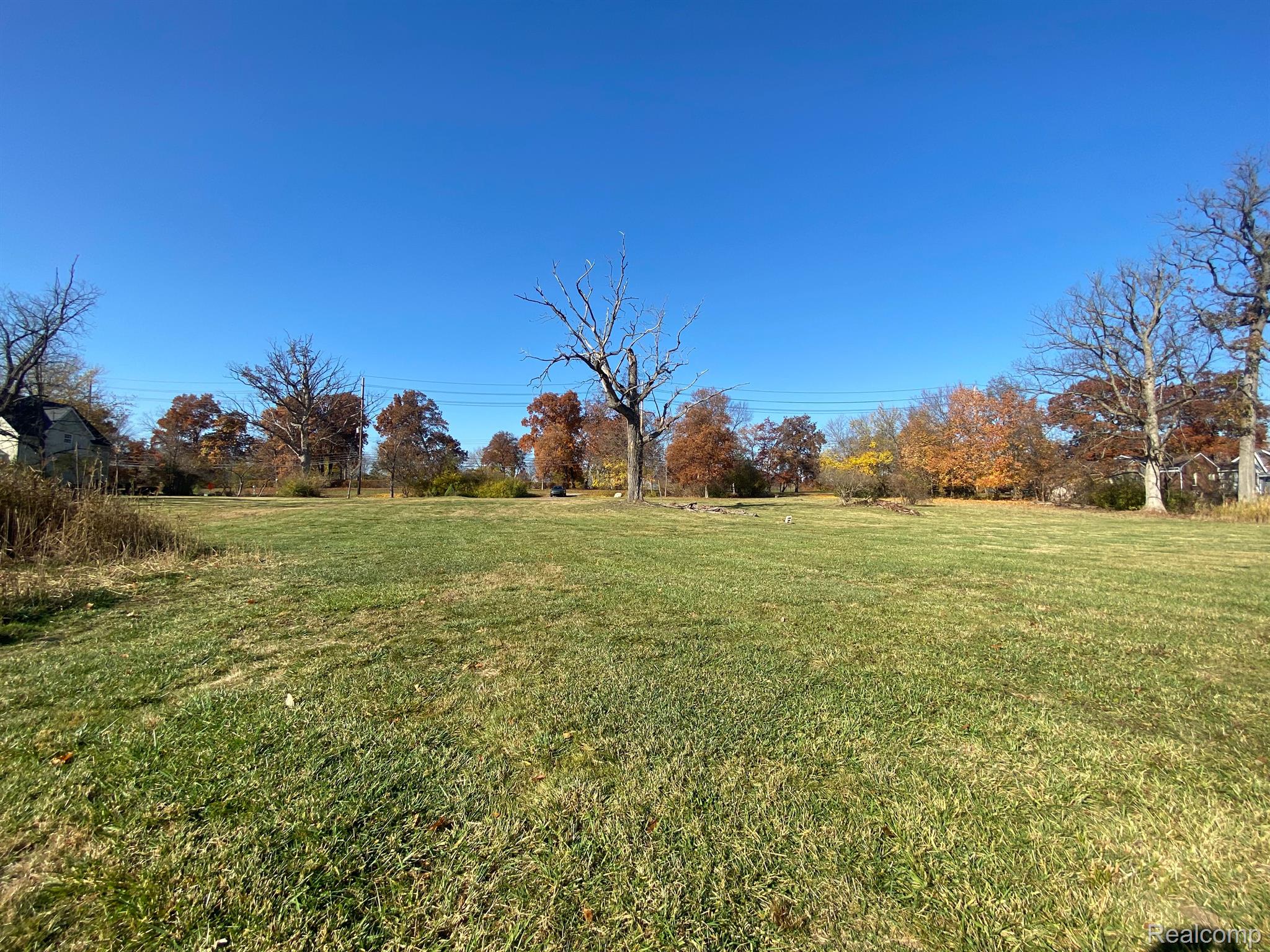 22883 Meridian Road Grosse Ile, MI 48138 - Photo 2 of 13 Gallery Image 2