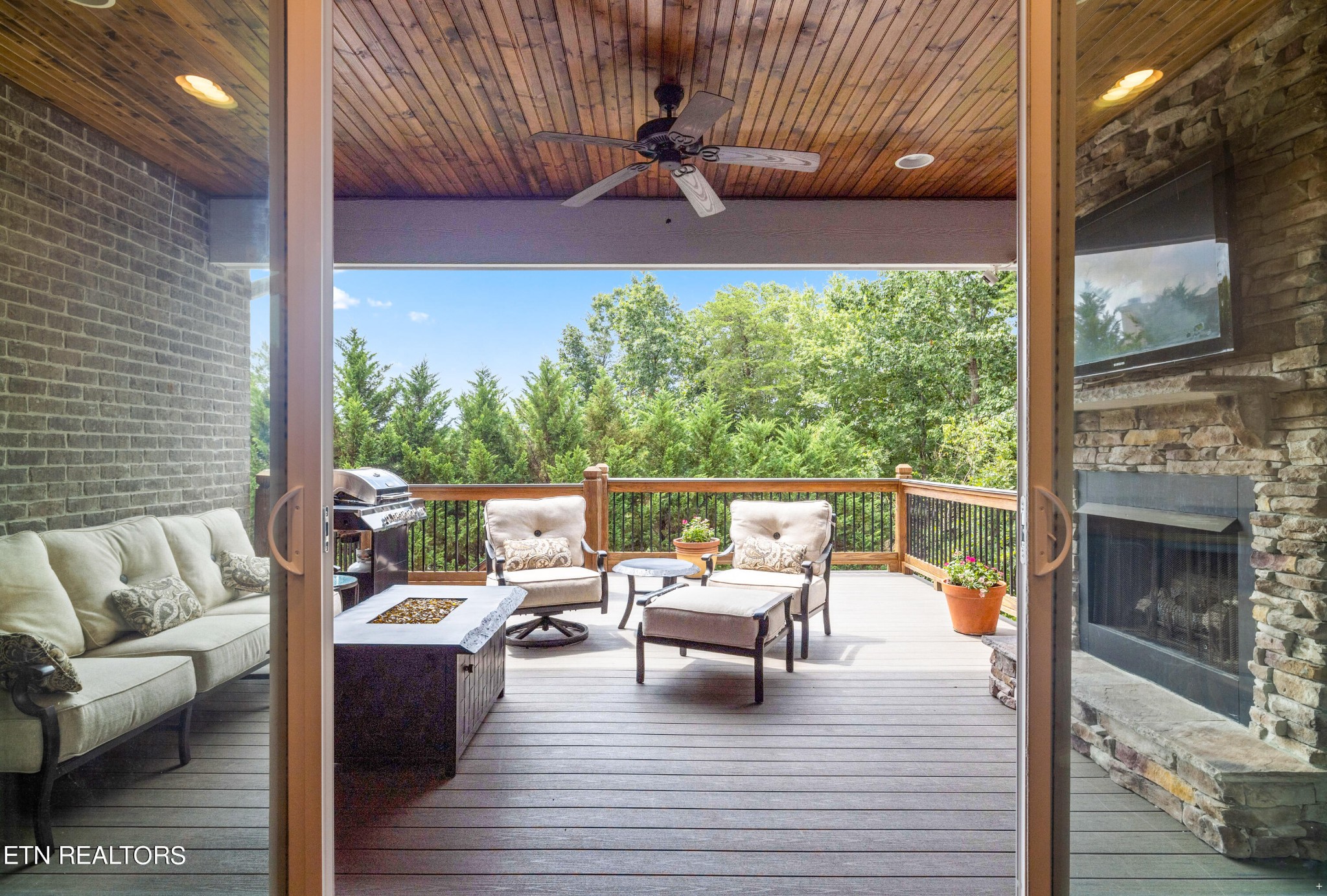 2163 Mystic Ridge Road Knoxville, TN 37922 - Photo 6 of 55 Gallery Image 6