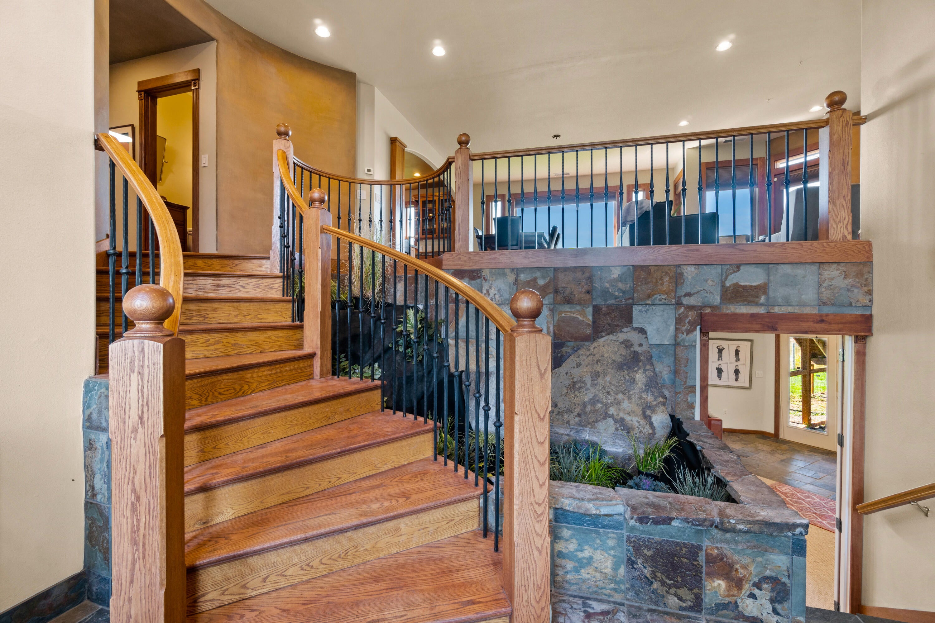 67395 Fryrear Road Bend, OR 97703 - Photo 14 of 71 15. Front staircase