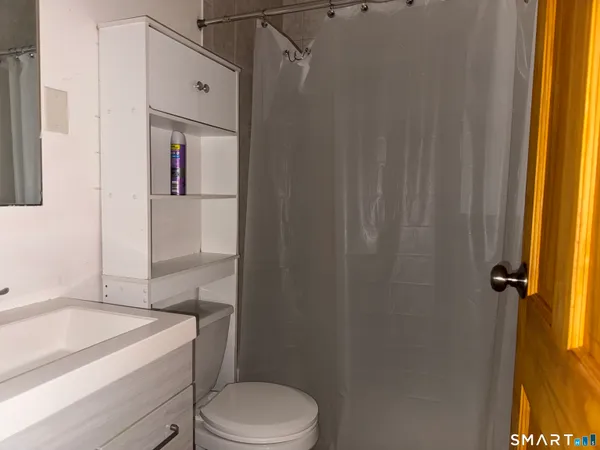 $1,200 | 250 North Bishop Avenue, Unit 27, Bridgeport, CT 06610