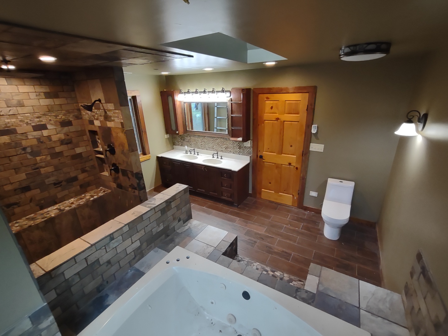 16456 South Lily Cache Road Plainfield, IL 60586 - Photo 41 of 65 Gallery Image 41