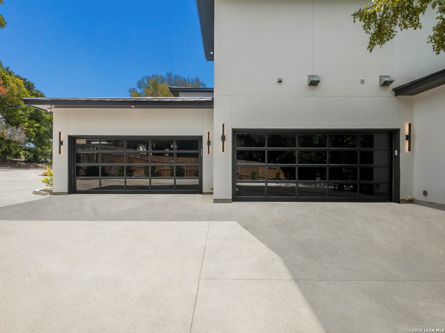 1053 Brewer Rdg Road Bulverde, TX 78163 - Photo 37 of 37 front view of a house with a large window