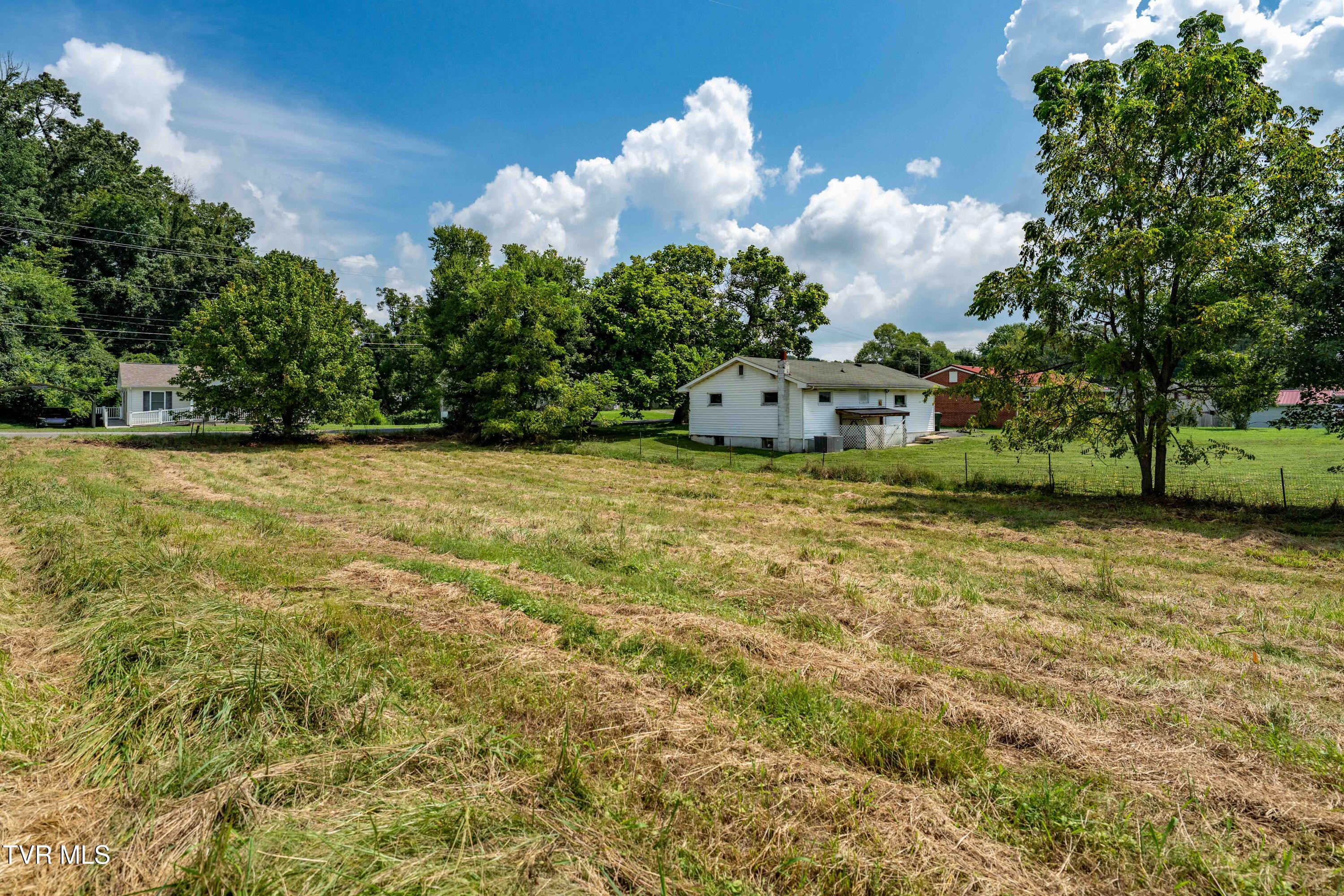 Tbd Buttermilk Road Johnson City, TN 37615 - Photo 29 of 35 TBD Buttermilk Road (31 of 38)
