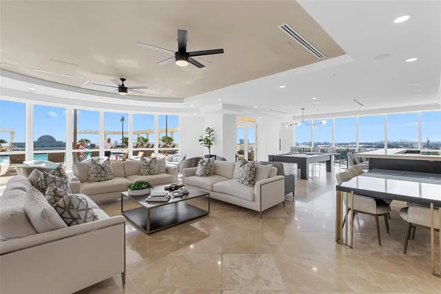 $3,200 | 511 Southeast 5th Avenue, Unit 910, Fort Lauderdale, FL 33301