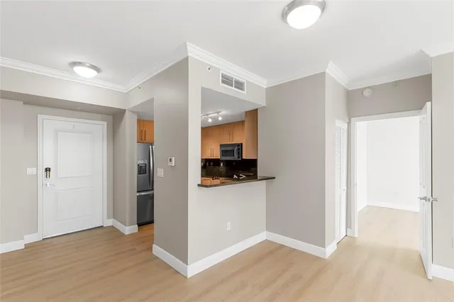 $3,200 | 511 Southeast 5th Avenue, Unit 910, Fort Lauderdale, FL 33301