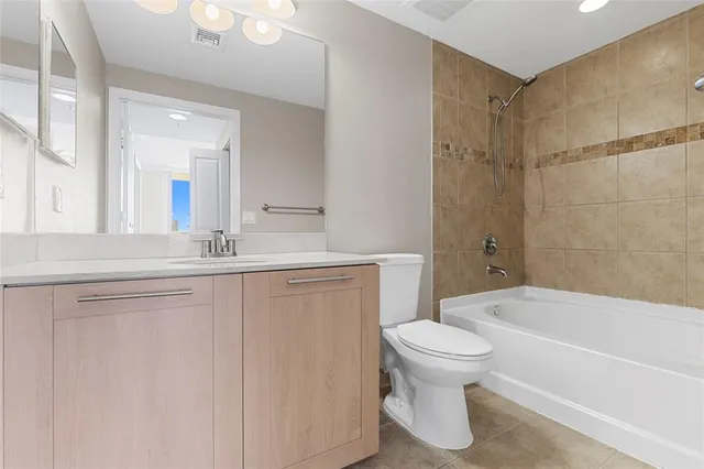 $3,200 | 511 Southeast 5th Avenue, Unit 910, Fort Lauderdale, FL 33301