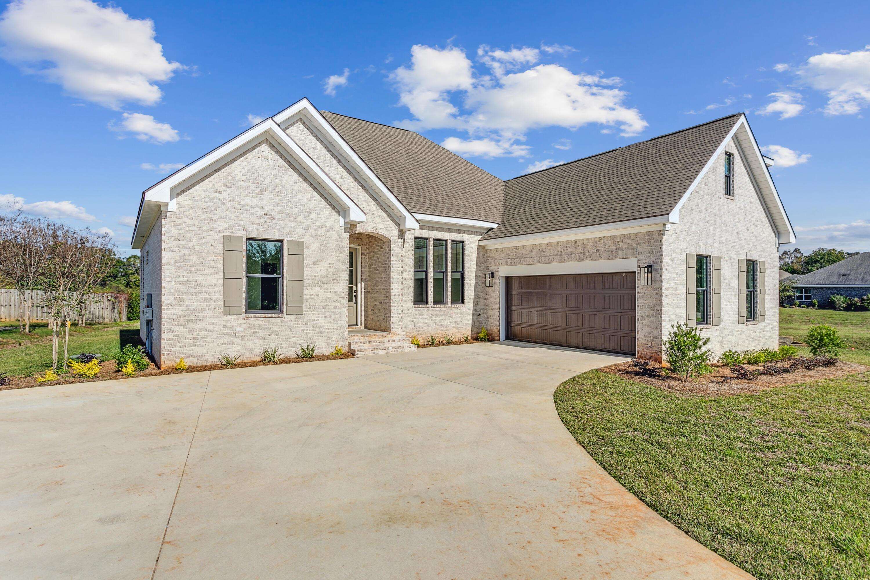606 Nathaniel Avenue Fairhope, AL 36532 - Photo 2 of 24