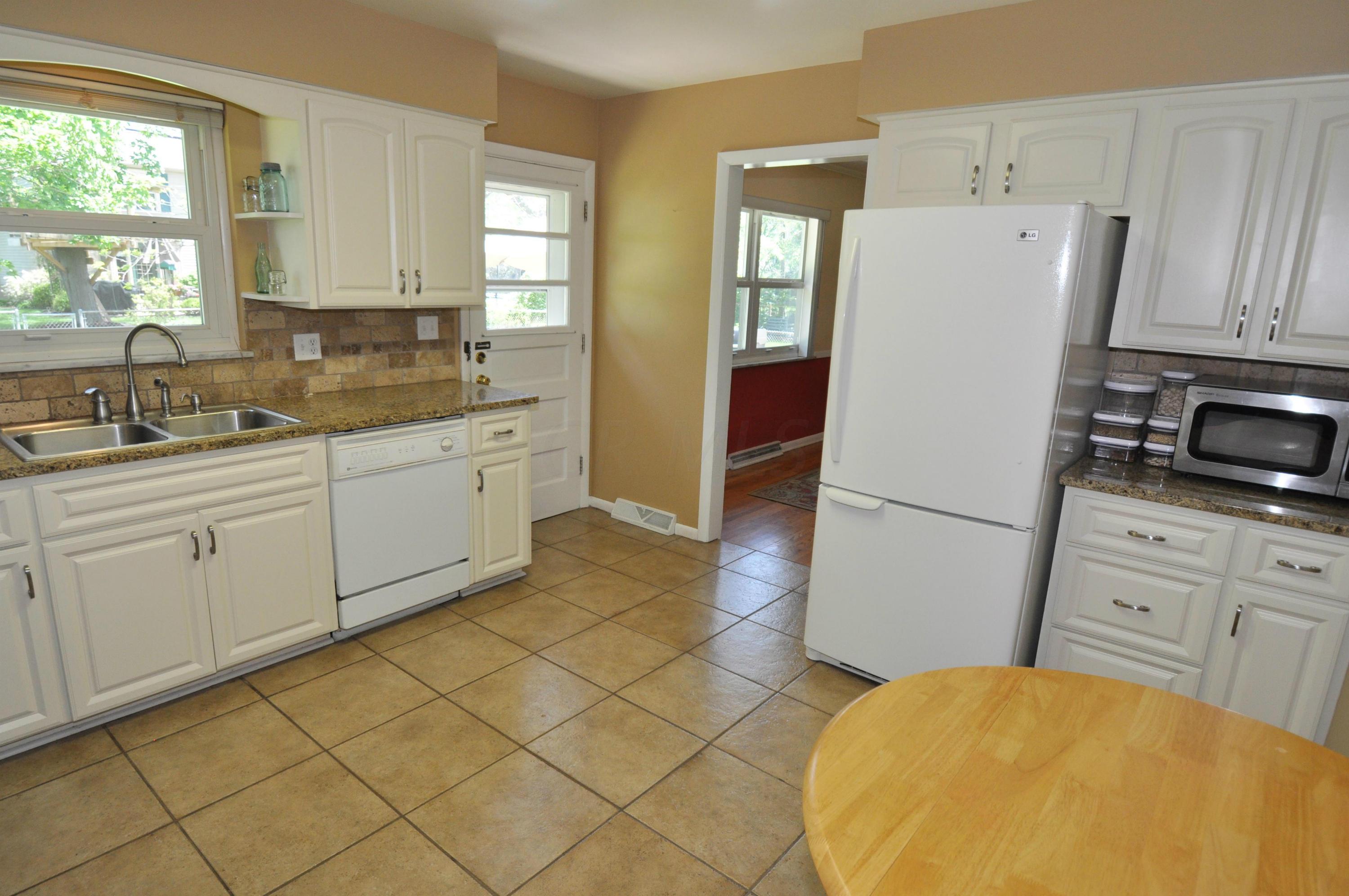 3768 Mountview Road Columbus, OH 43220 - Photo 20 of 30