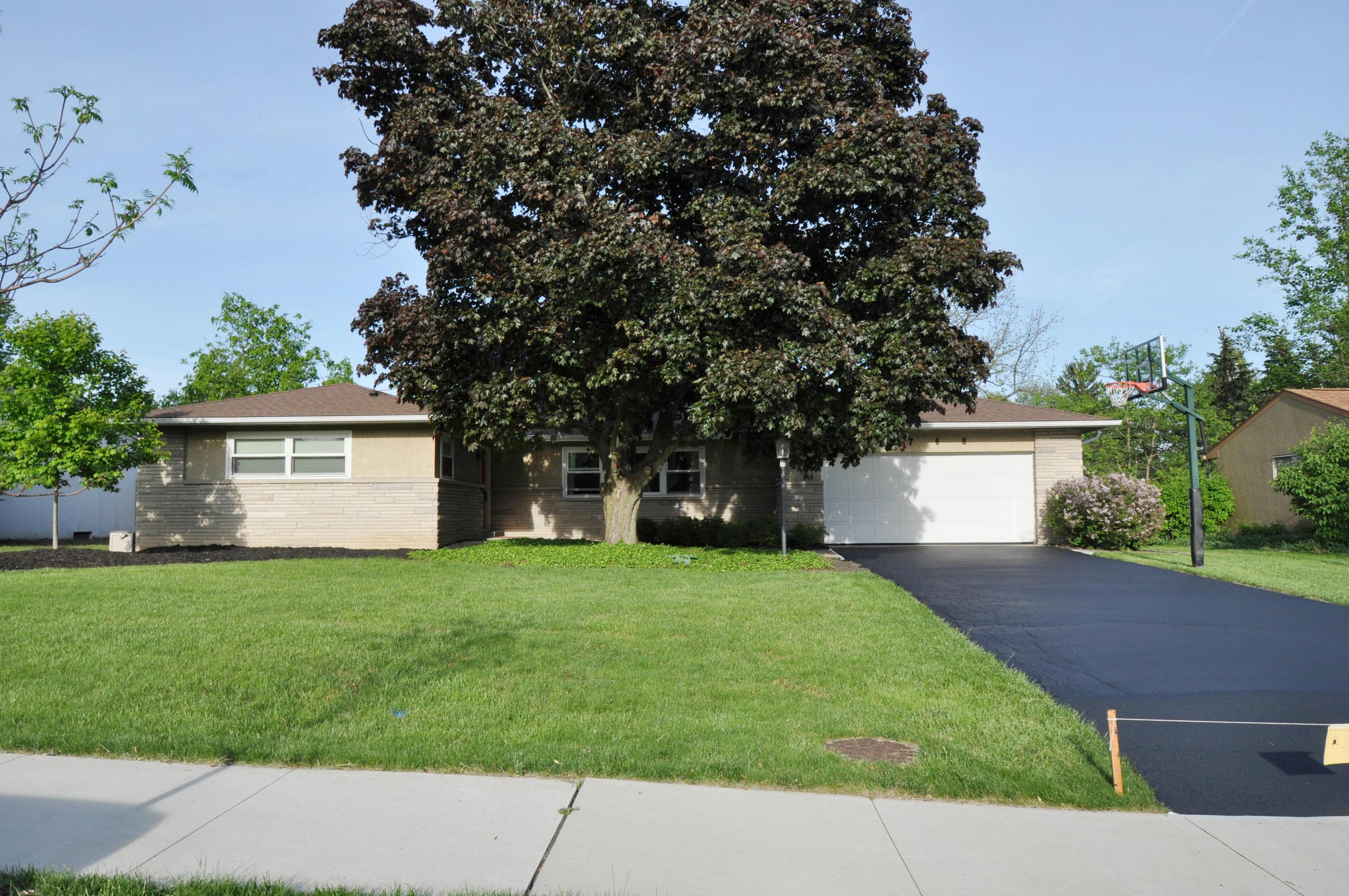 3768 Mountview Road Columbus, OH 43220 - Photo 7 of 30