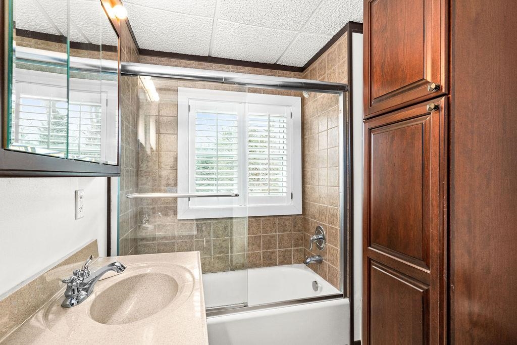116 Oak Street Proctor, MN 55810 - Photo 12 of 21 Gallery Image 12