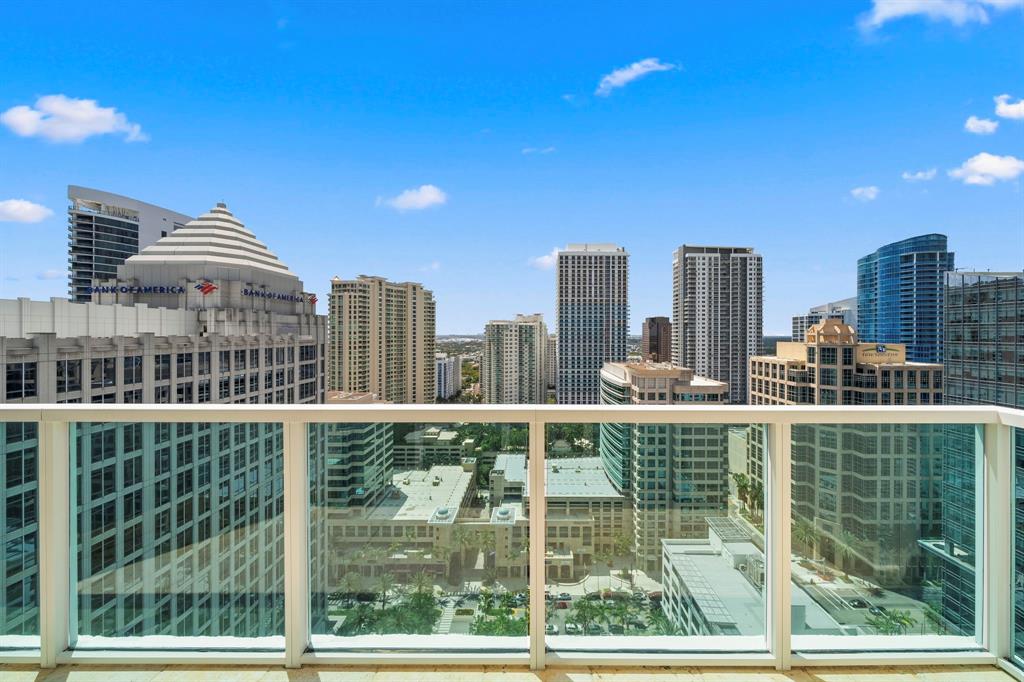 350 Southeast 2nd Street, Unit GPH10 Fort Lauderdale, FL 33301 - Photo 6 of 59