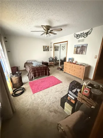 $290,000 | 6225 North Normandy Drive, Gladstone, MO 64118